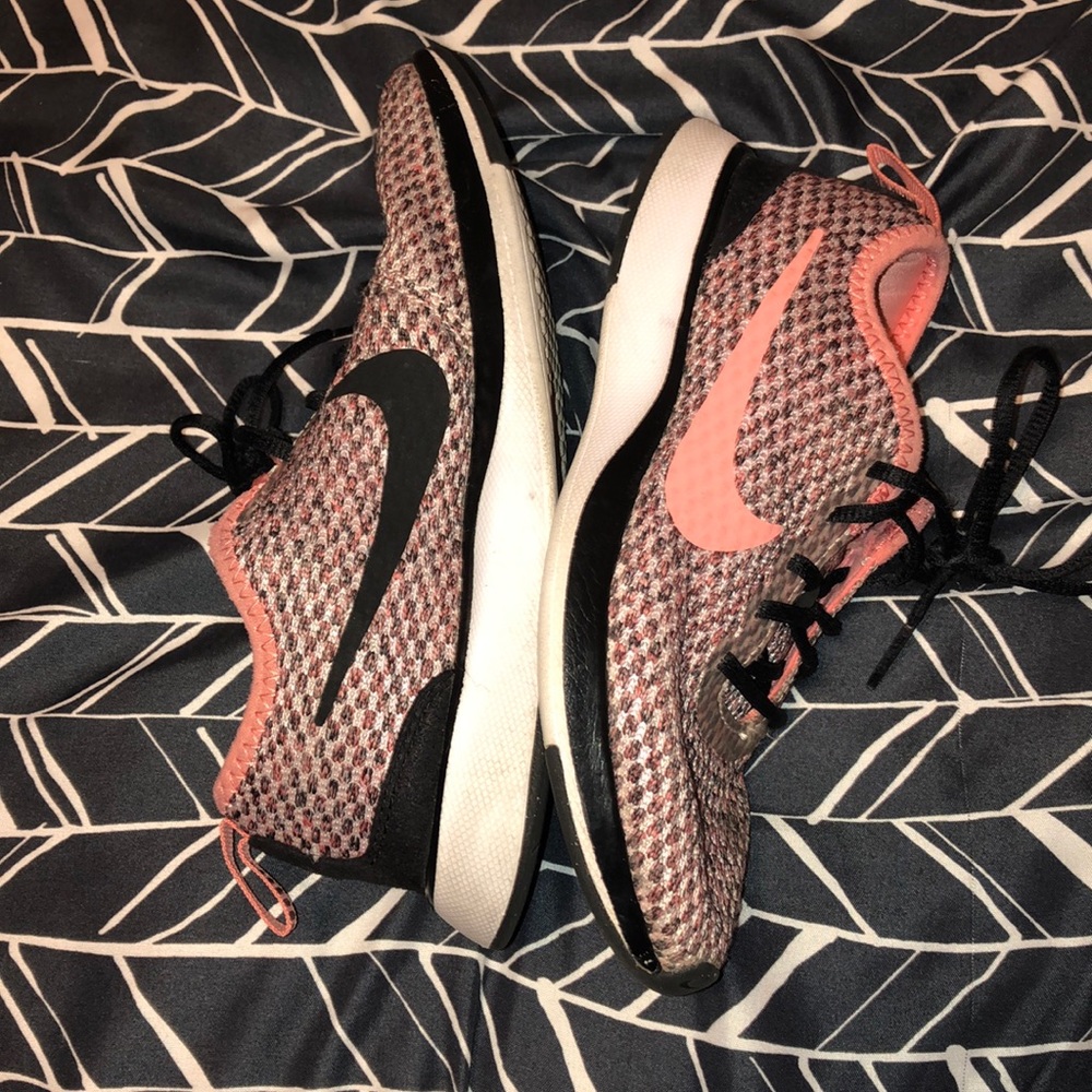 Girls Nike shoes